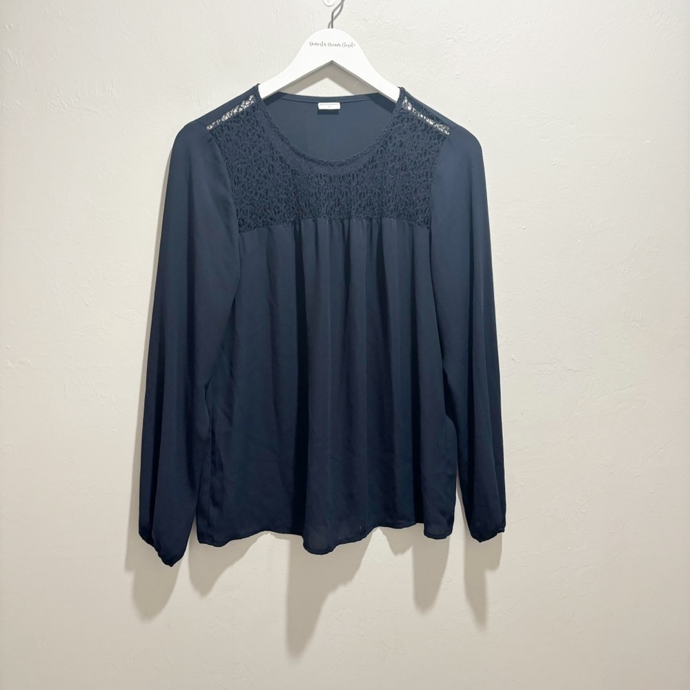 JAQUELINE DE YONG Women’s Navy Blue Sheer Lace Detail Long Sleeve Blouse Size S